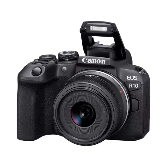 Canon EOS R10 Mirrorless Camera with 18-150mm Lens